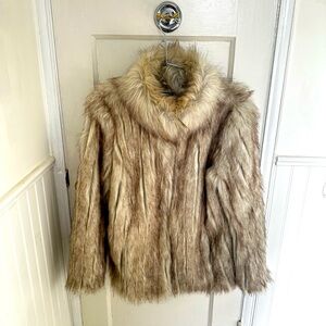 Faux Fur jacket, warm with a creme coloring,